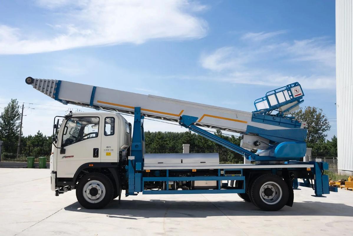 黄山云梯上料车租赁费用