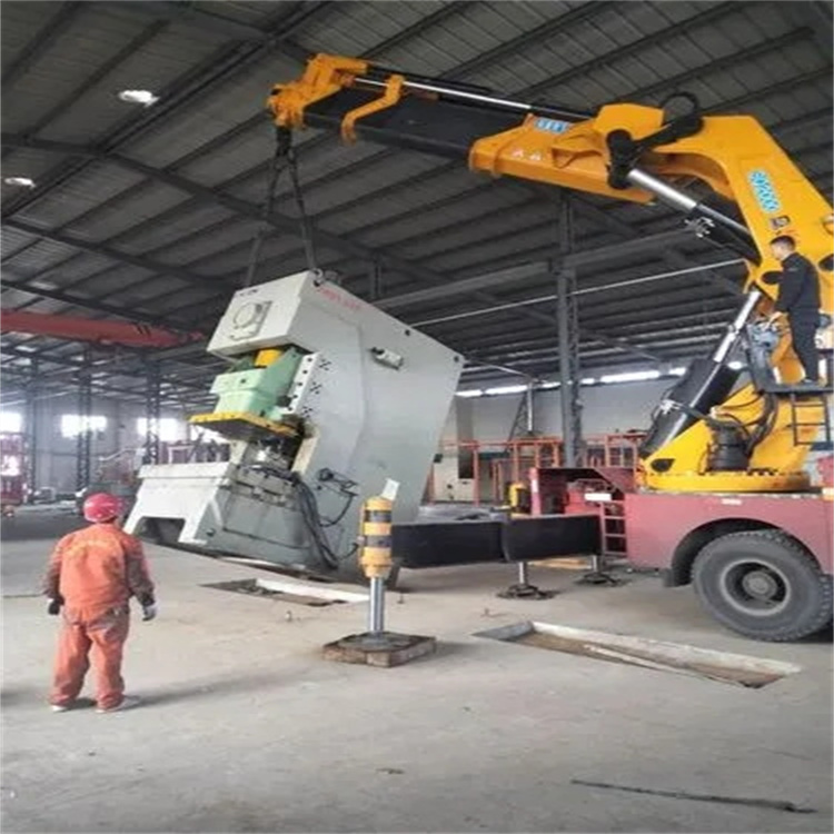 黄山80吨折臂吊车出租附近电话